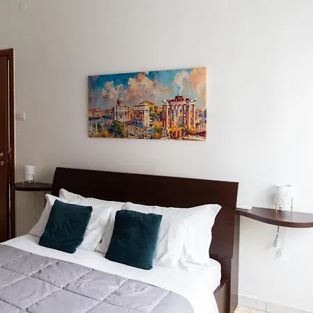 Whole Near Main Subway Apartment Rome